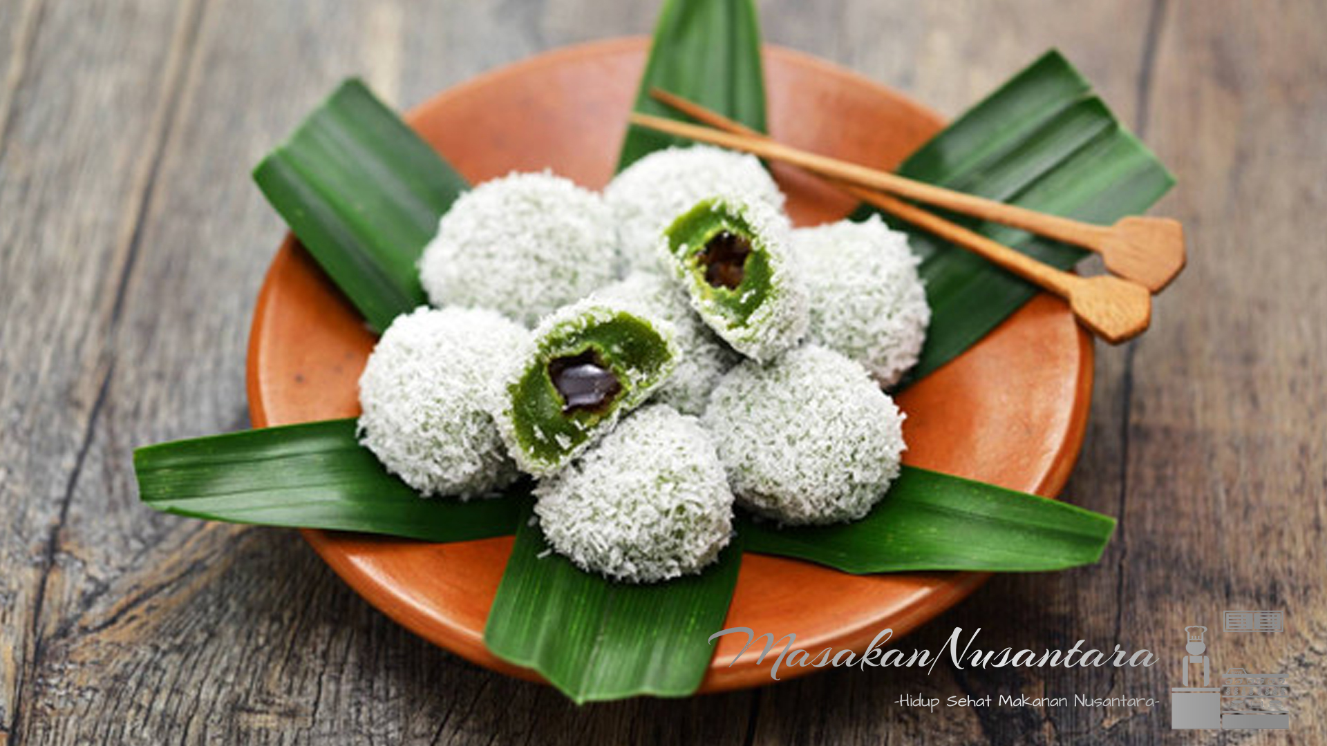 Klepon: Kue Kecil dengan Rasa Besar dalam Setiap Gigitan