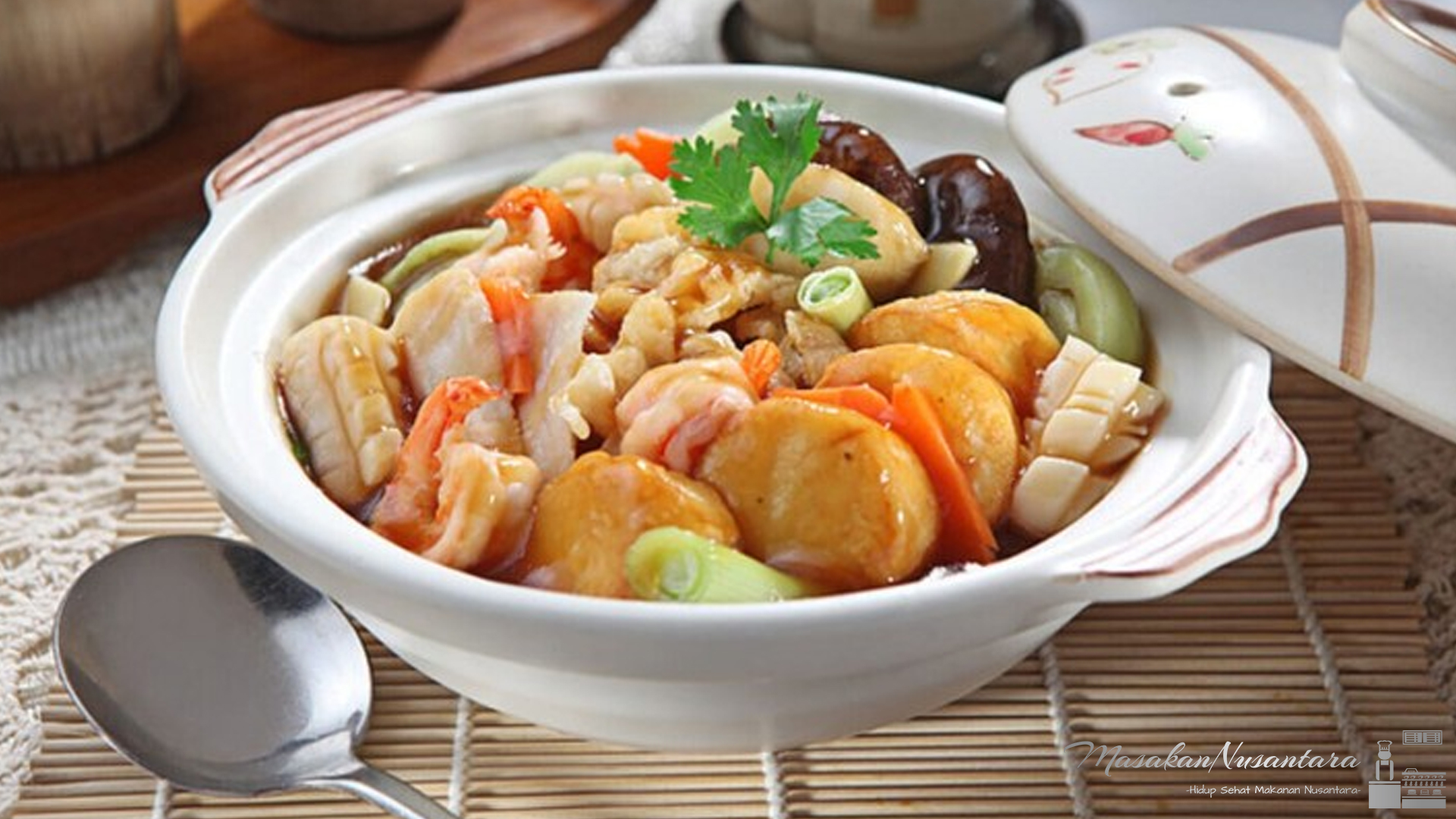 Pecah Rasa! Saat Sapo Tahu Seafood Menyapa Meja Makan