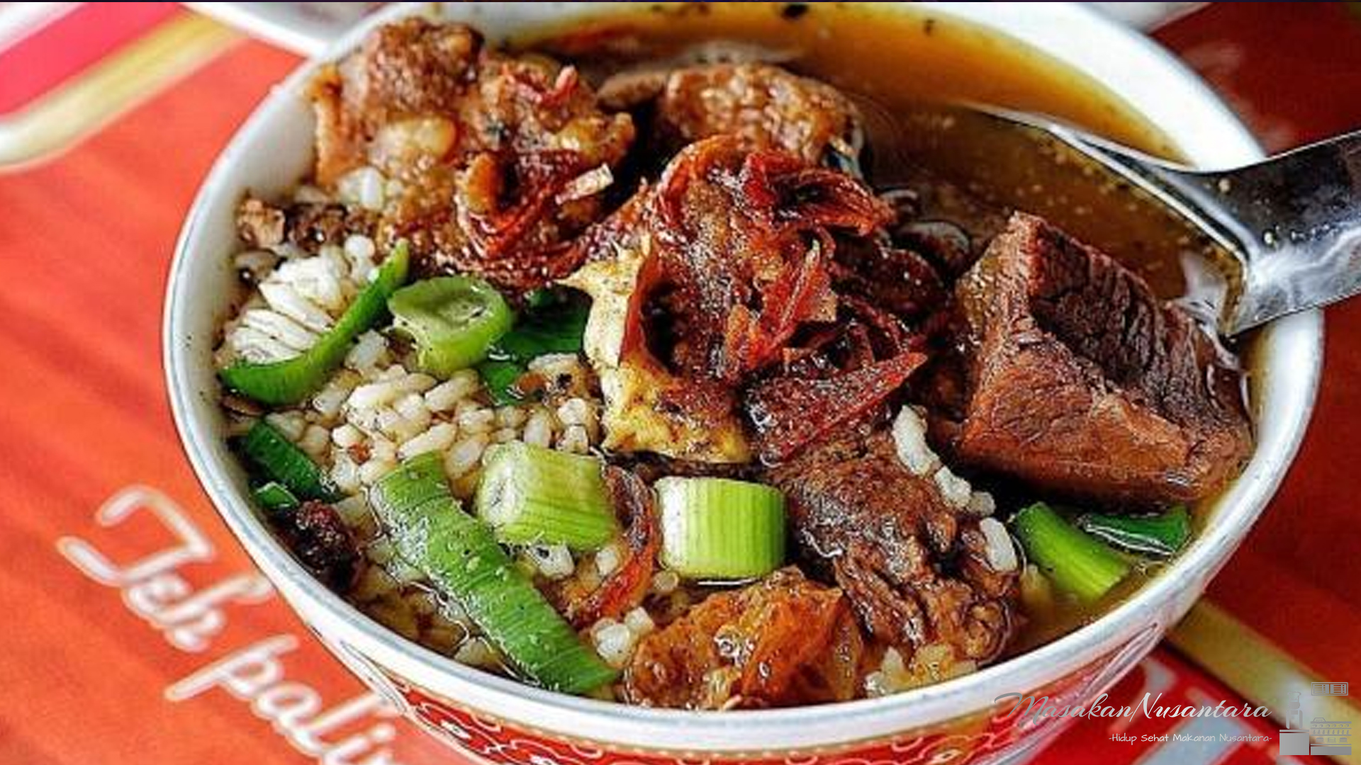 Kenikmatan Nasi Grombyang: Unik, Berkuah, Menggoda