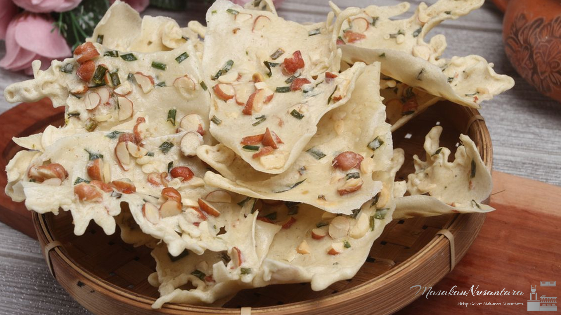 Kenikmatan Rempeyek dalam 3 Varian Rasa yang Bikin Nagih
