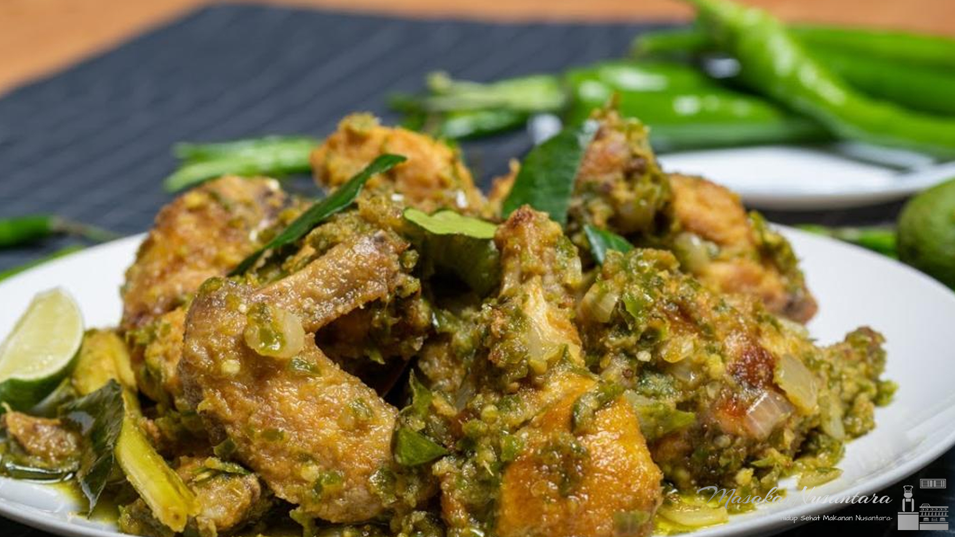 Kenikmatan Ayam Lado Ijo Terungkap Lewat 4 Variasi Spesial