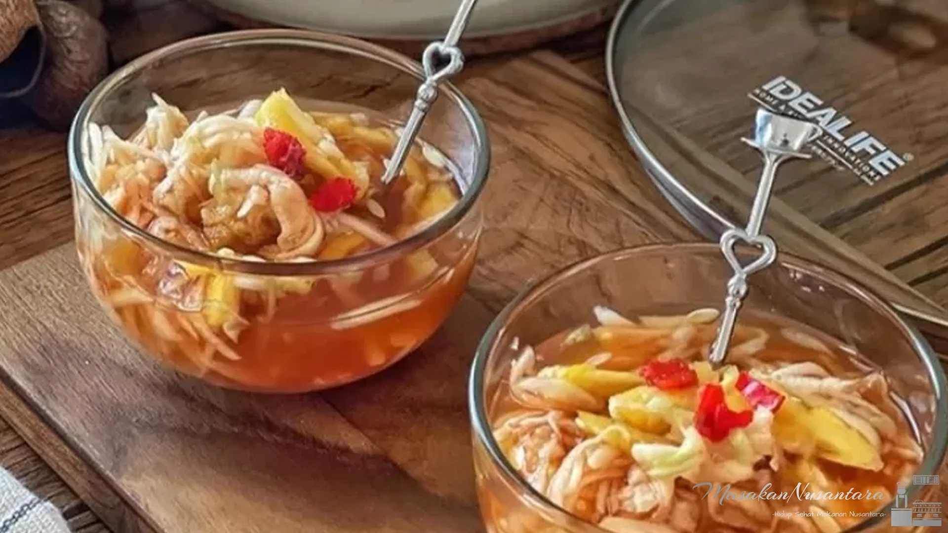 Apa Itu Rujak Gobet: Kuliner Garut dengan 5 Lapisan Rasa Unik