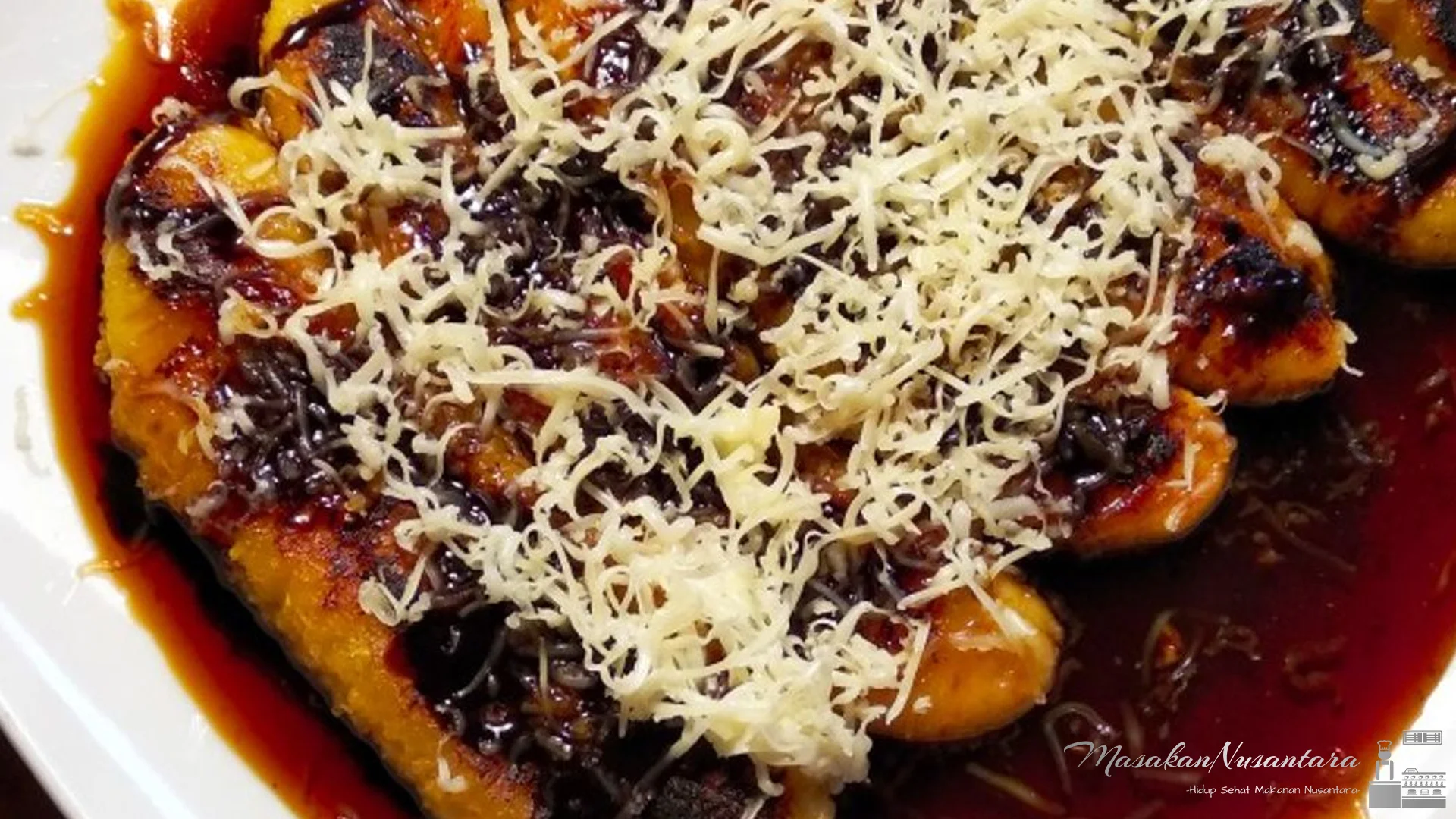 Menikmati Kuliner Pisang Epe dengan 5 Varian Rasa Populer Wisatawan