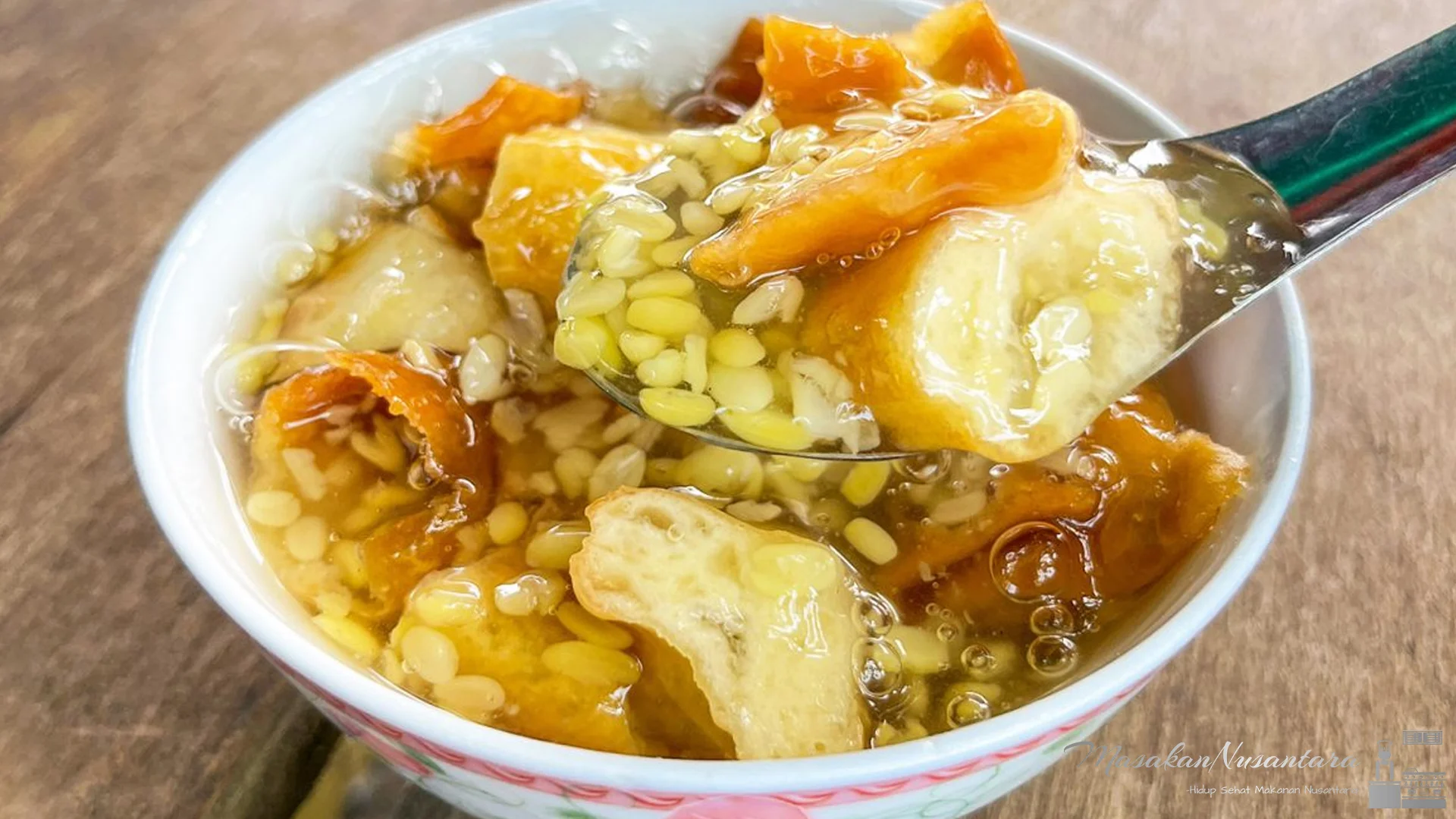 Mengenal Kuliner Bubur Gunting yang Bertahan Selama 20 Tahun