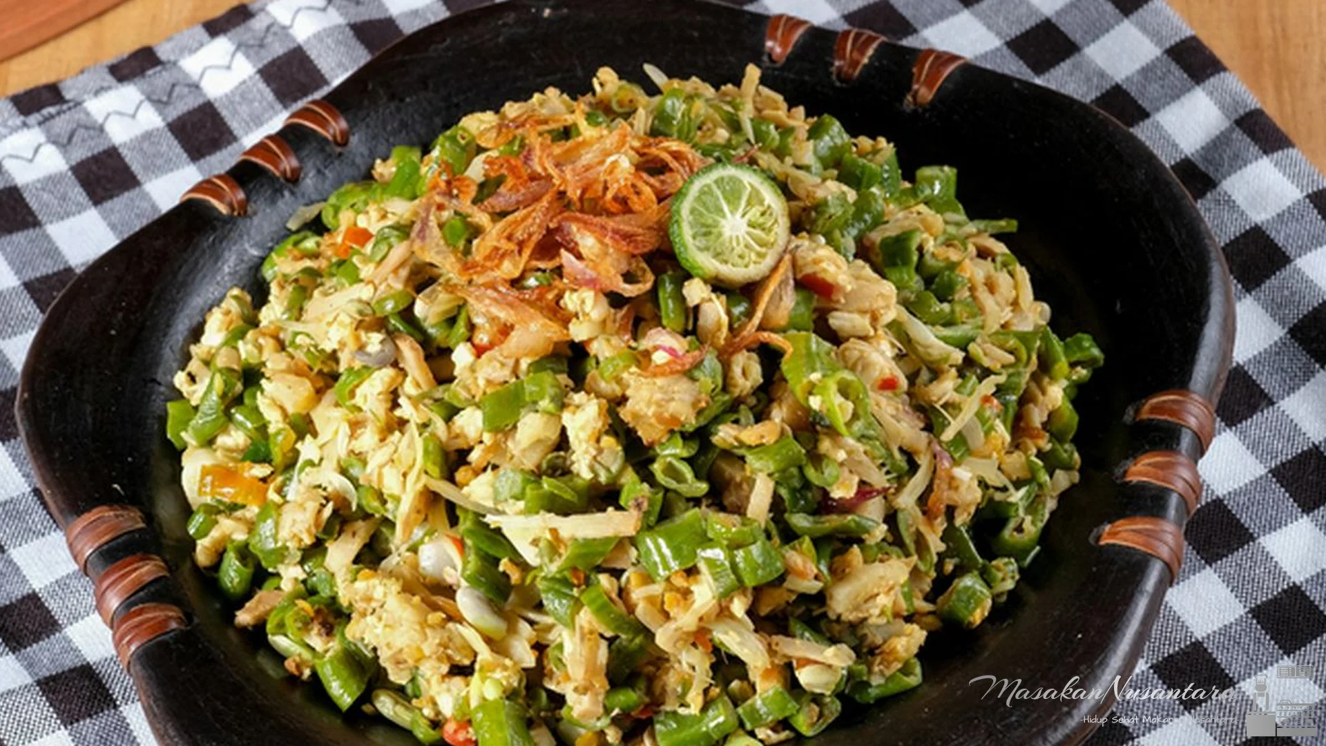 Kuliner Lawar dan 5 Keistimewaan Rasa yang Bikin Ketagihan Banget