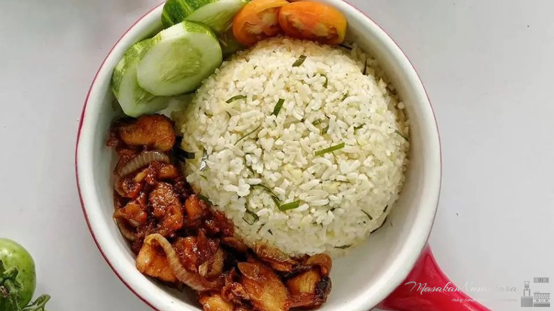 5 Alasan Nasi Daun Jeruk Jadi Pilihan Kuliner yang Menggoda