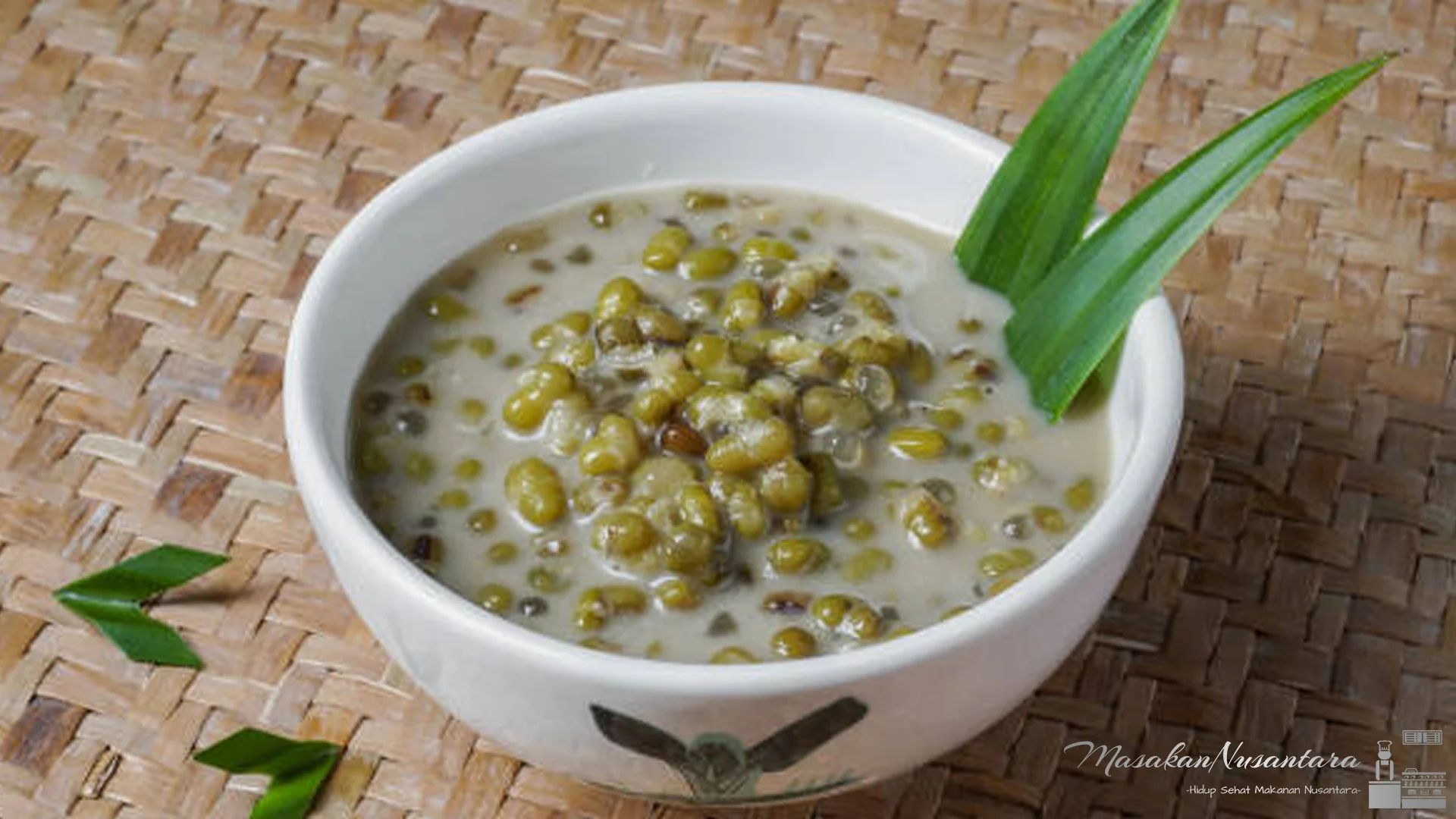 Kuliner Bubur Kacang Hijau 3 Variasi Topping Kekinian Unik