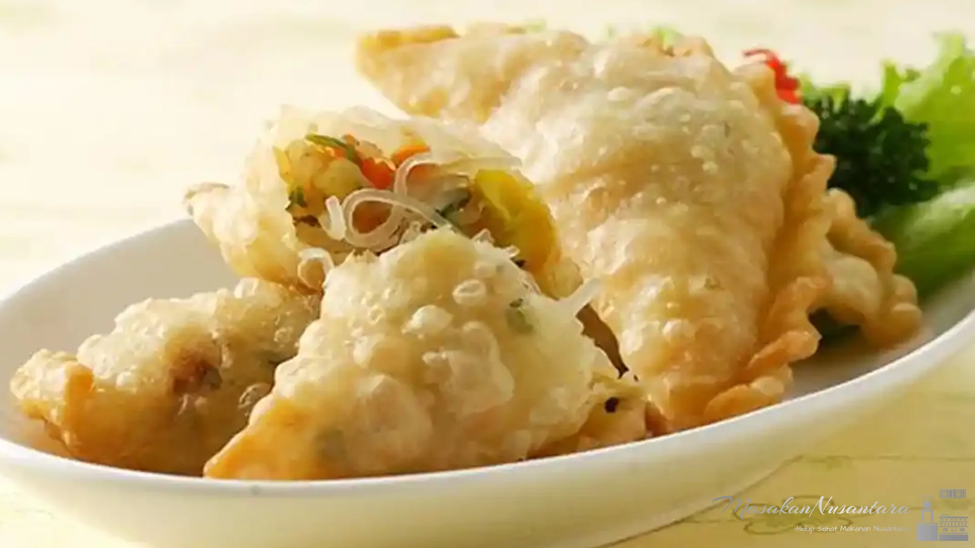 Kuliner Pastel Gurih Ini Punya 4 Isi Rahasia Istimewa